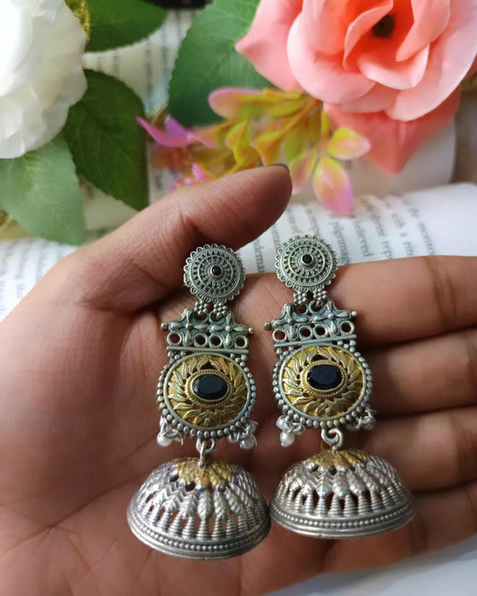 Riwaayat Oxidized Jhumkas