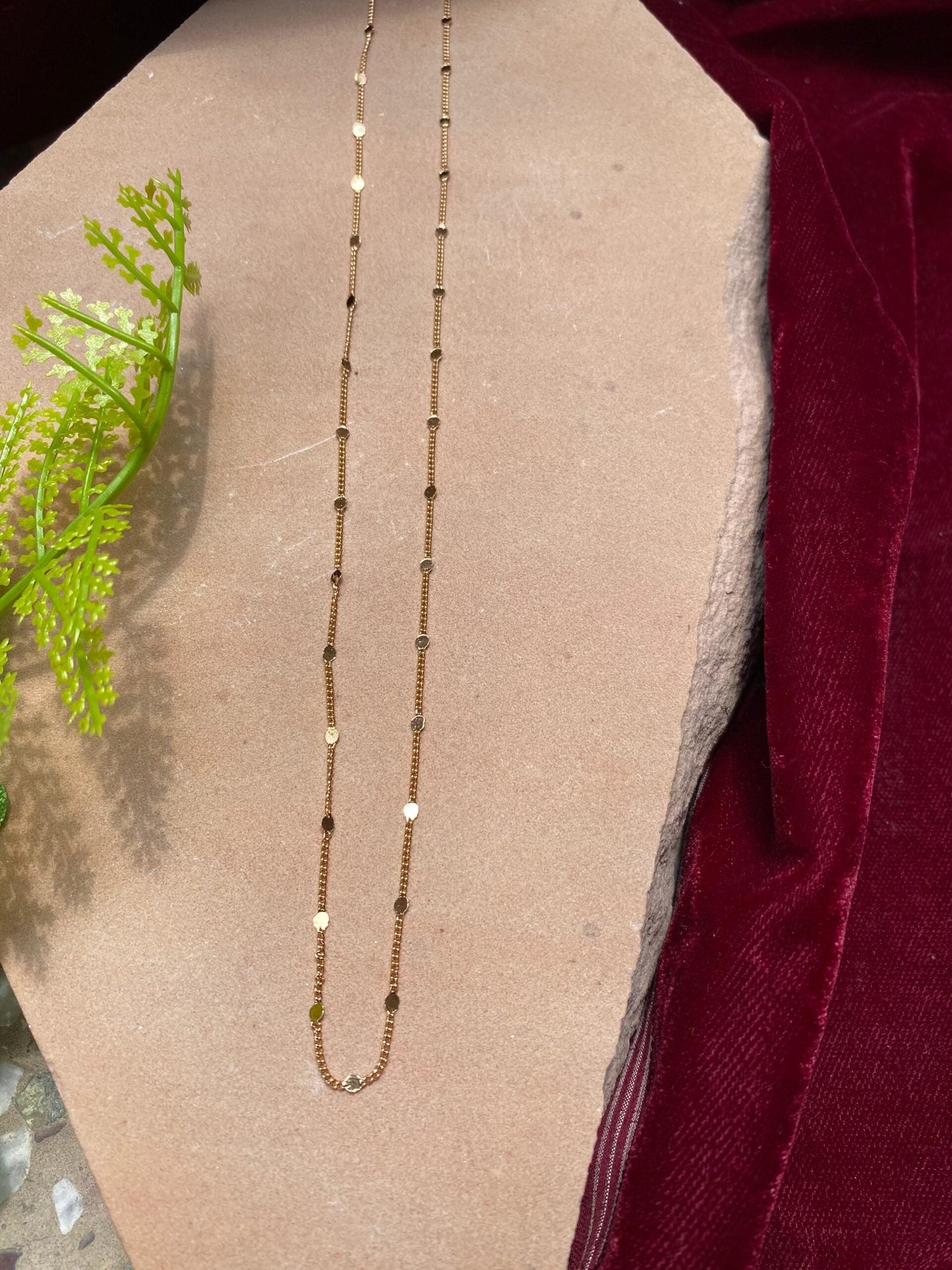 Dot Mirror Chain